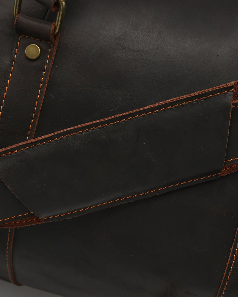 Montague Leder -Duffle